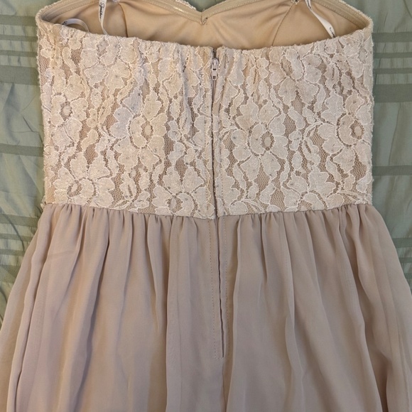 Speechless Lace & Chiffon Formal Dress – Size 3 - Picture 4 of 9